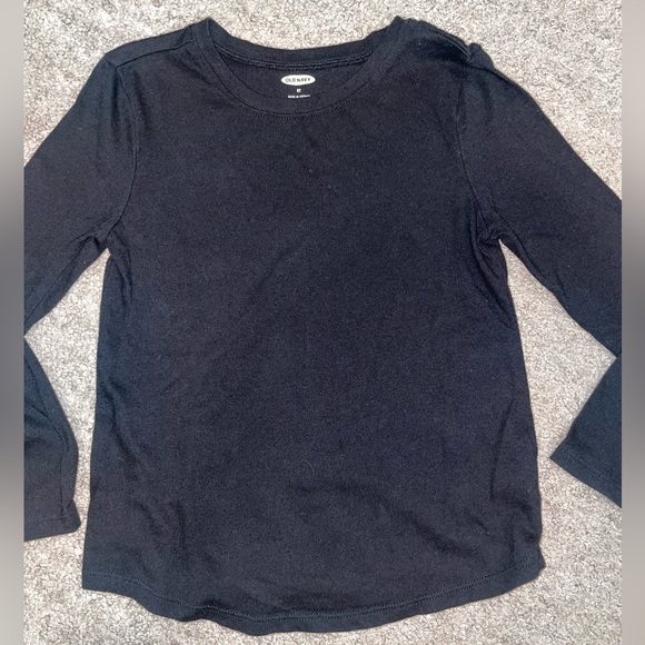 Old Navy Girls Basic T-shirt - Picture 2 of 5